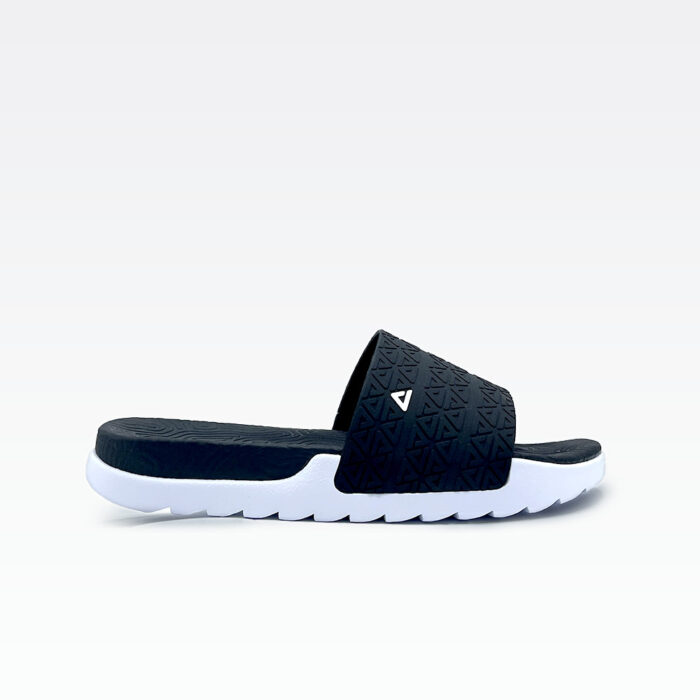 E02767l White Black